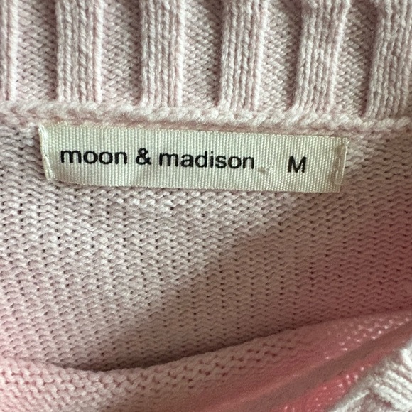 Moon & Madison Going Offline Smiley Pullover Sweater. - Picture 3 of 3